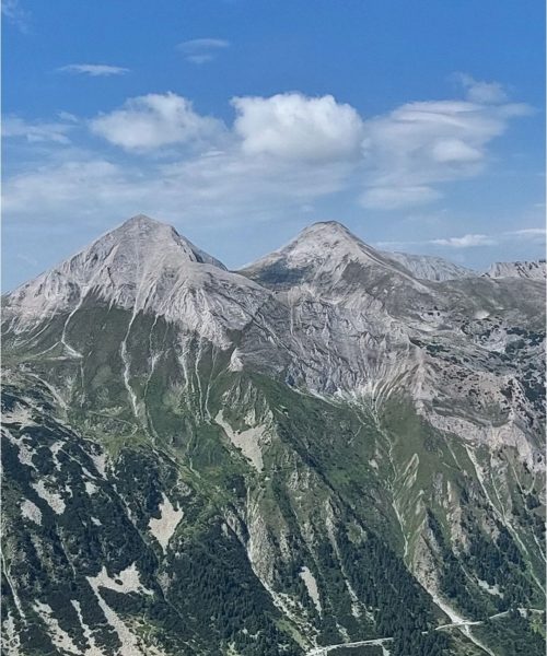 Vrhovi Vihrena